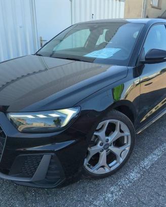 AUDI A1 SPB 30 TFSI S tronic S line Edition