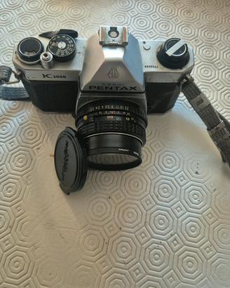 Pentax K1000 reflex analogica, obiettivo, custodia
