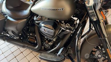 Harley Davidson Road King Special