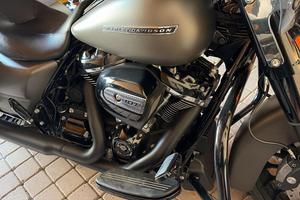 Harley Davidson Road King Special