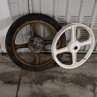 coppia di cerchi piaggio ciao 