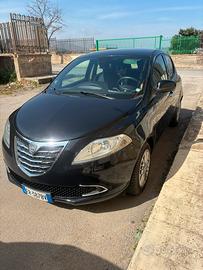 Lancia ypsilon 2013 1.2 benzina