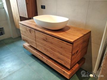 bagno con 2 pensili e mensola in rovere vecchio