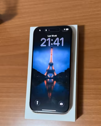 Apple iPhone 16 Pro 256GB Titanio Deserto (oro)