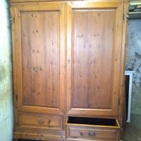 armadio antico tutto in legno