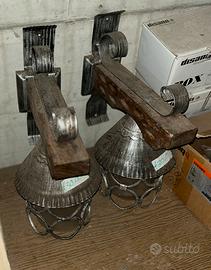 N.2 lanterne in ferro battuto