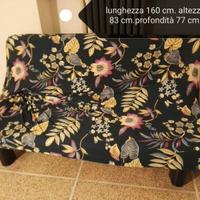 Divano con copridivano. 160 cm.