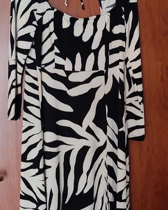 Vestito lungo con spacco