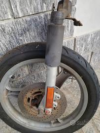 ricambi Malaguti ciak 50 scarabeo anno 2005 carene