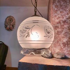 Lampadario vintage a sfera 