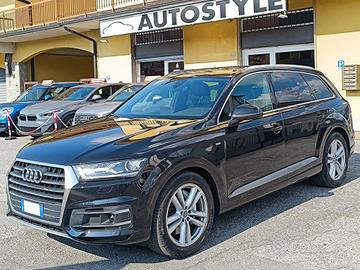 AUDI Q7 3.0TDI 218Cv 7Posti S-LINE QUATTRO TIPTR