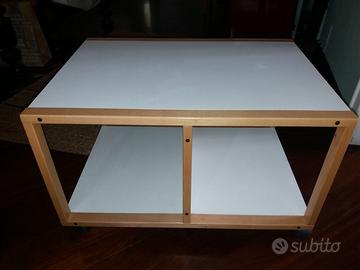 Tavolino a rotelle, con vani