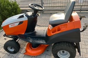 Trattorino tagliaerba STIHL. RT 5097.0C