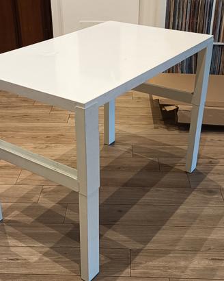 scrivania Ikea bianca