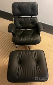 Poltrona e pouff Eames