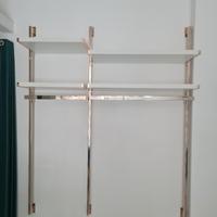 appenderia per negozio o cabina armadio
