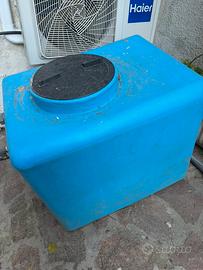 Serbatoio cubico 300 litri