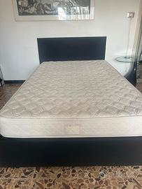 Letto una piazza e mezz0 (rete + materasso)