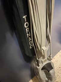 Aspirapolvere e battitappeto TORNADO