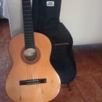 chitarra acustica Asahi
