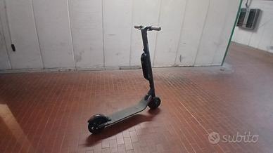 MONOPATTINO NINEBOT BY SEGWAY 