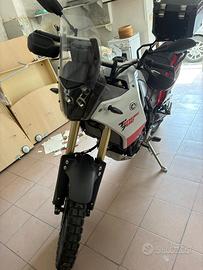 Super Ténéré Yamaha 700