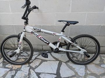 BMX freestyle con pegs e rotor, da sistemare