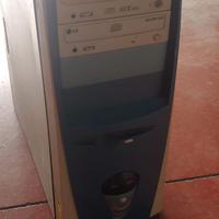 PC fisso vintage – case con componenti interni