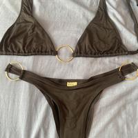 Costume nero Miss Bikini cerchio oro