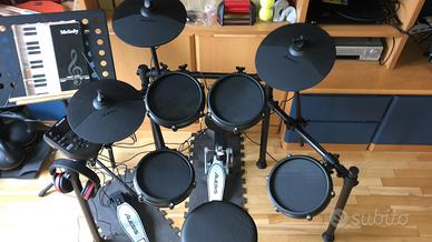 Alesis Nitro Mesh Kit + Accessori in omaggio