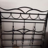 Contorno  letto in ferro battuto senza rete