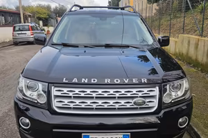 auto land rover freelander 4x4 .