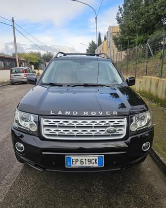 auto land rover freelander 4x4 .