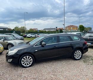 Opel Astra 1.4 Turbo 140CV GPL Gancio Traino