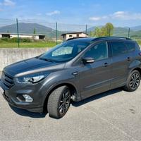 Ford kuga st line automatica 42.000km