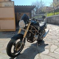 Ducati Monster 750