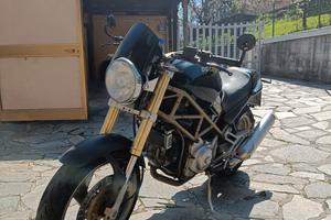 Ducati Monster 750