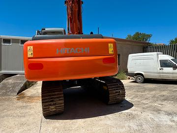 Escavatore cingolato HITACHI ZX 240