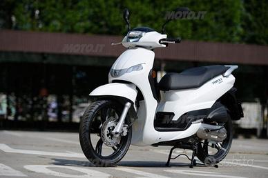 Scooter tweet 125 i peugeot