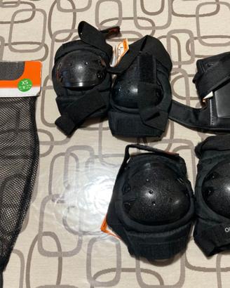 Protezioni bici, roller, skateboard e monopattino