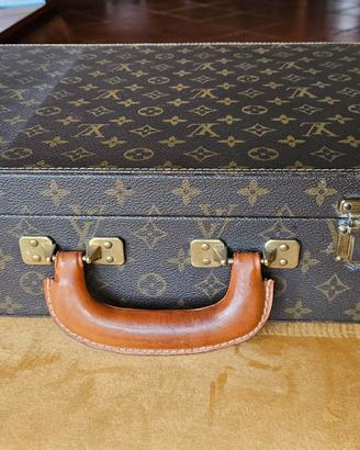 Louis Vuitton Président Classeur Monogram Vintage 