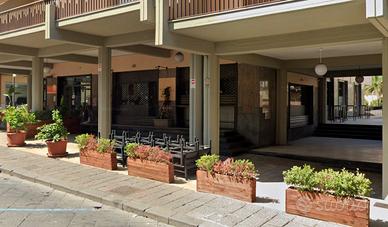 Bottega commerciale in Corso Italia (Giarre)