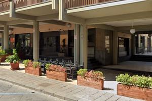 Bottega commerciale in Corso Italia (Giarre)