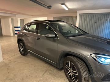 GLA 200 D PREMIUM PLUS TETTO