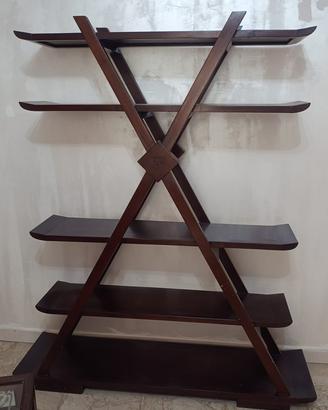 Libreria in arte povera