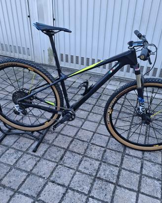MTB Focus Raven Carbonio 29”