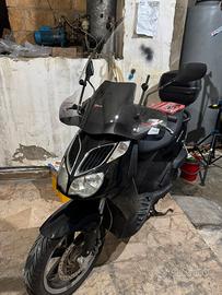 Aprilia Sportcity 200