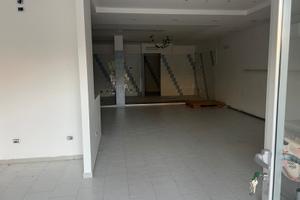 Locale 114 MQ appena ristrutturato