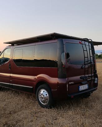 Opel Vivaro TOUR 