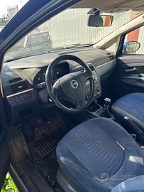 pezzi di ricambio punto